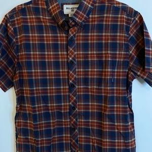Billabong boys short sleeve button up size small